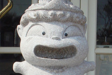 銚子電鉄に、ハドソンが幸せを呼ぶしあわせ三像を寄贈 画像