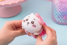 「まじかるちいかわ」が寝そべりポーズで大集合！怪しげなラッコやリボンいっぱいの古本屋までキュートな全8種