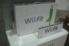 『Wii Fit』のパッケージ 画像