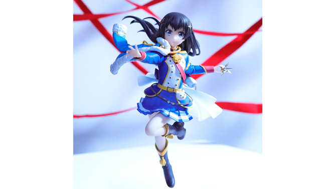 「少女☆歌劇 レヴュースタァライト 1/7スケールフィギュア　神楽 ひかり」13,000円（税抜）（C）Project Revue Starlight