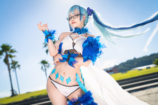 【コスプレ】真夏の海に「FGO」麗しきブリュンヒルデが降臨！人気レイヤー・masyoco【写真6枚】 画像