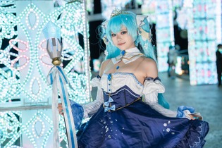 【コスプレ】イルミネーションを背景に舞う雪ミクの美しさに魅せられる！注目レイヤー・まるたまる【写真9枚】 画像