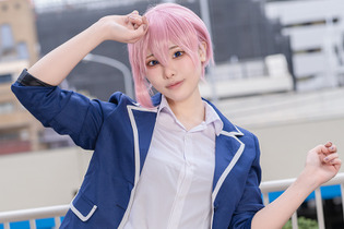 【コスプレ】「どうしたの？一花お姉さんに任せなさい」プロポーション抜群の「五等分の花嫁」一花に釘付け！注目レイヤー・JIRO 画像