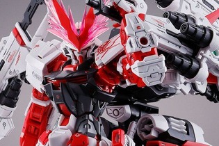 変幻自在のカレトヴルッフ！「MG 1/100 ガンダムアストレイ レッドドラゴン」再販の予約受付が本日9月12日11時より開始 画像