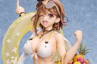 “太もも”も美しい！水着姿の「ライザ」新作フィギュアが予約開始―白ビキニに健康的な日焼け肌が眩しすぎる 画像