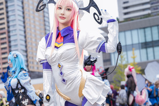 【コスプレ】「ToLOVEる」ララの美しいボディラインを再現！自作衣装と表情が愛らしい美女レイヤー 画像