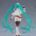 渾身の太もも初音ミク！トリダモノ氏による「レーシングミク（2023Ver.）」可動フィギュアが予約受付中