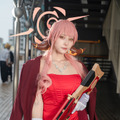 陸八魔アル『ブルーアーカイブ』／えびちり（X：@EBICHIRI_cos）