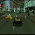 レゴでできた車でドライブ。黄色いタクシーには乗客として乗ることも