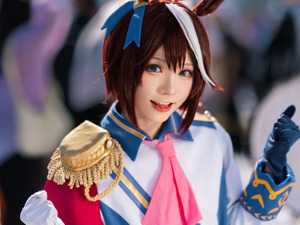 【コスプレ】トウカイテイオーが凛々しくて可愛い！囲まれるほど人気の中国レイヤー・綺太郎が躍動【写真8枚】 画像