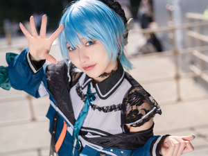 【コスプレ】これぞアイドル！ウルフカットが似合いすぎる「星街すいせい」のスタイリッシュな美貌に釘付け【写真8枚】 画像