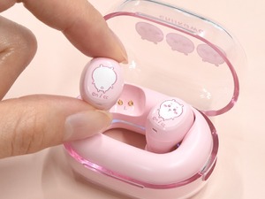 「ちいかわ」耳元だけで操作できる完全ワイヤレスイヤホン！ホッコリできるデザインだけでなく、機能面も充実 画像