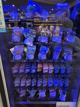 海外に海賊版ゲームを販売する自動販売機が出現―旧作『ポケモン』が16ドルで買えてしまう