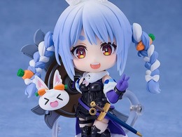 ホロライブ・兎田ぺこらが『FGO』マシュとコラボ！「笑顔」「リヨ顔」などが可愛い「ねんどろいど」として予約受付中