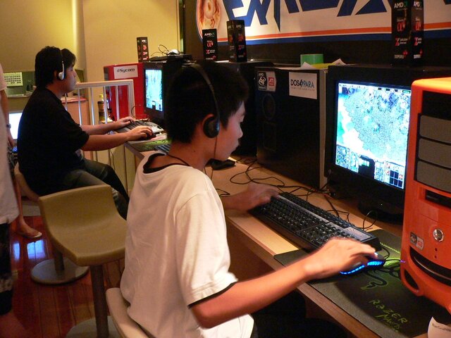 [Ｅスポーツスタジアム2007 Stage1]05　HALO 2 決勝　ハードウェアのボーダレス化？　パッドユーザーが上位独占