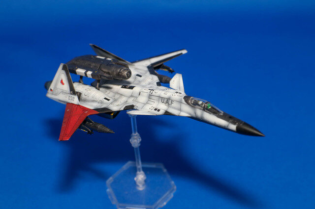 『エースコンバット』プラモデル1/144「ADFX-01」レビュー！LEDでレーザー照射表現が映える