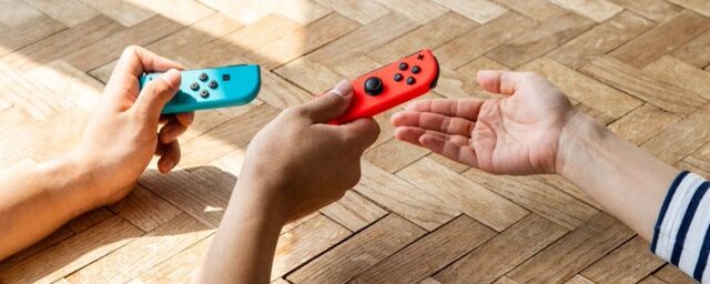 スイッチ本体のゲームカードスロット内部は触らないで！―任天堂が注意喚起