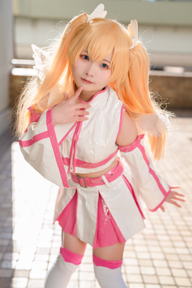 リリエル「2.5次元の誘惑」／胡桃沢あすな（@asuna_cos）