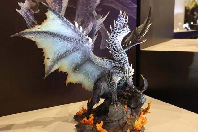 モッフモフなジンオウガを間近で鑑賞！「モンスターハンター20周年-大狩猟展-」 記者会見＆現地レポート