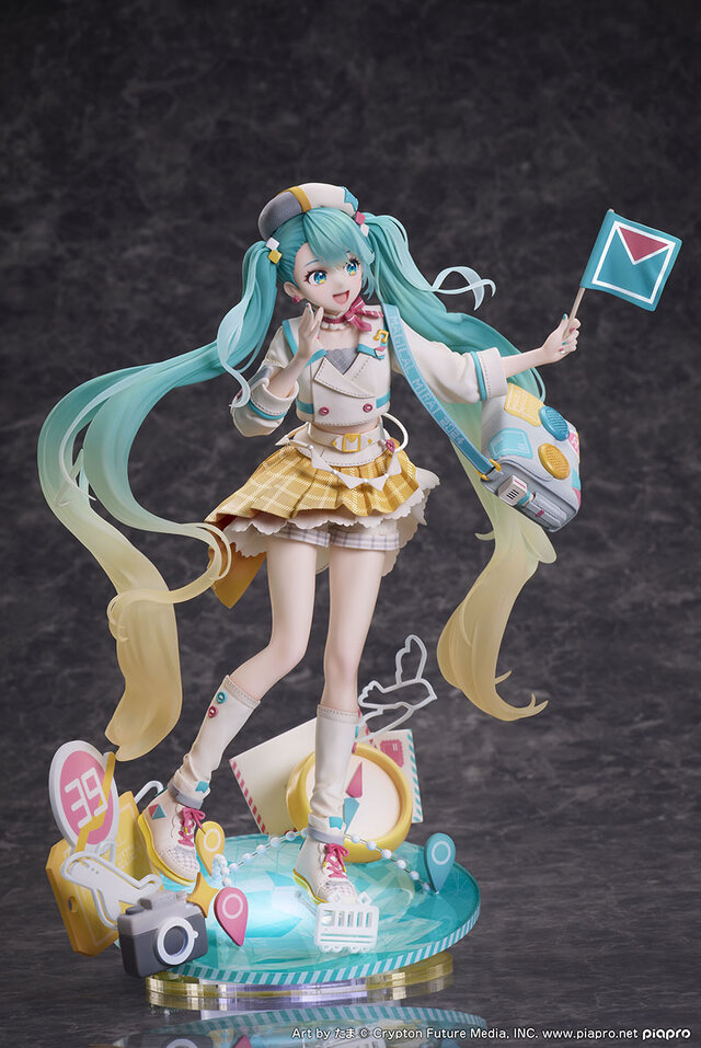 明るく元気なツアーガイド風ミク！「マジカルミライ 2024」メインビジュアルがフィギュア化―長い髪や足元のデザインも印象的