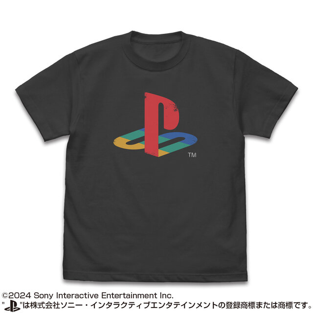 PS5やコントローラーを大胆にデザイン！Tシャツやトートバッグなど「プレステ」ファン必見の新作グッズ全18種がラインナップ