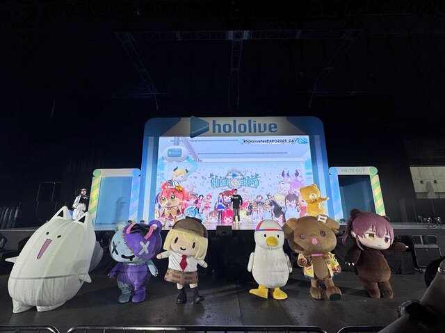 ホロライブの大イベント「hololive SUPER EXPO 2025」行った気分になるかもしれないフォトレポート―等身大フィギュアなど新グッズからメリーゴーランドも！