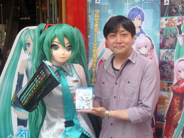 『初音ミク -Project DIVA- f』発売記念、林プロデューサーインタビュー ― ミクさんの新たな着ぐるみも登場