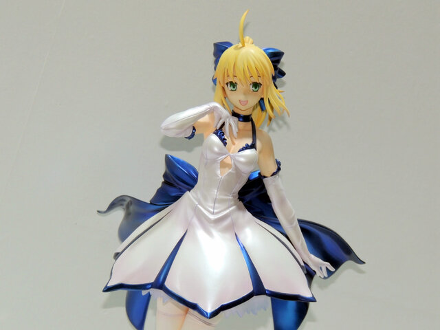 【ワンフェス2013冬】ドレスをまとったセイバーが素敵！アルターブースは人気キャラが大集結