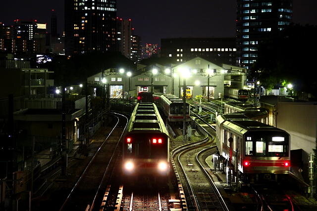 東京メトロ　丸ノ内線