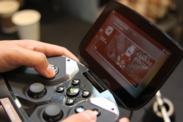 【GDC 2013】NVIDIAのゲーム機「Project SHIELD」を体験 (動画あり)