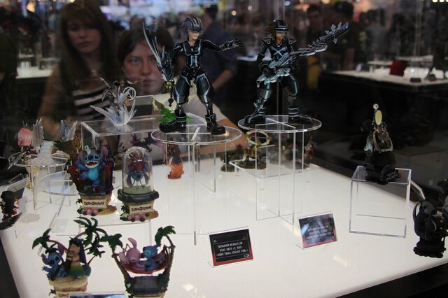 【ジャパンエキスポ2013】多数の「PLAY ARTS改」製品を展示、スクウェア・エニックスブース