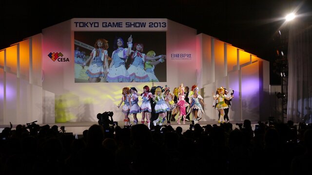 【東京ゲームショウ2013】一般公開初日のコスプレイベント「Cosplay Collection Night @ TGS」レポート