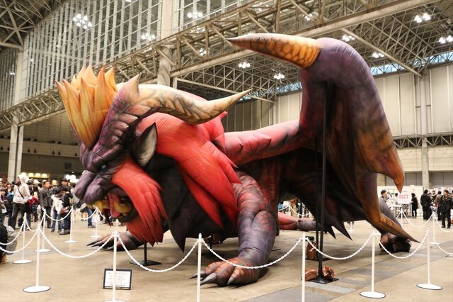 【モンスターハンターフェスタ’13】等身大のモンスターや足あとにハンターもビックリ、東京会場の盛り上がりをフォトレポートでお届け！