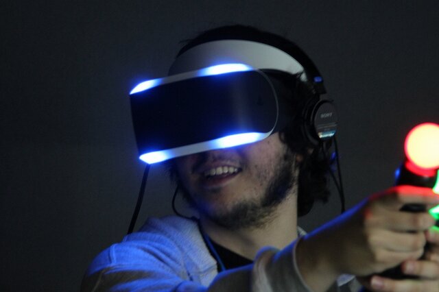 【GDC 2014】ソニーのVRヘッドセット「Project Morpheus」を動画と写真でチェック