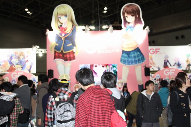 【AnimeJapan 2014】超特大の椎名心実、クロエ・ルメールに会えるーサイバーエージェントブース