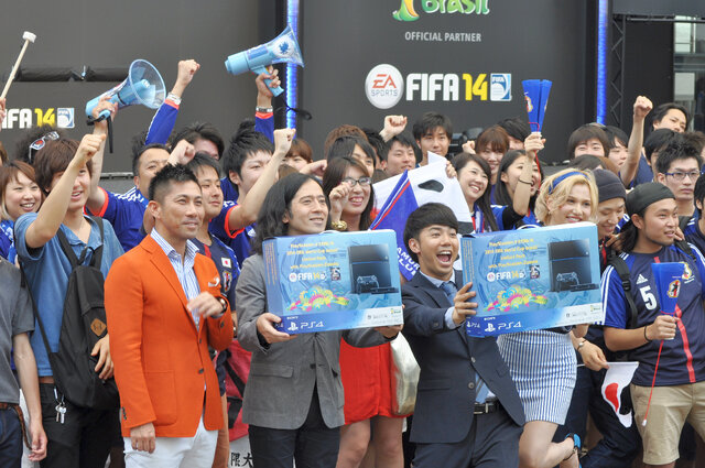 『FIFA14』でW杯をシミュレーション！？前園真聖、ピース又吉直樹、綾部祐二、水沢アリーらが参加