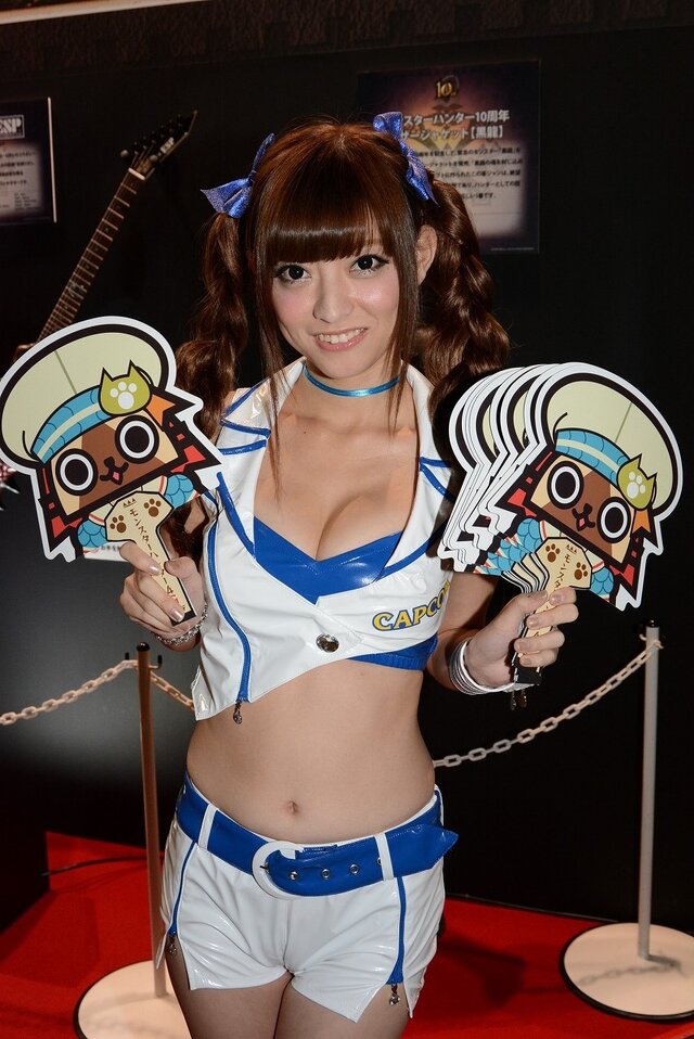 【TGS 2014】出足は好調? ともかく美しいコンパニオンの皆様をご紹介！