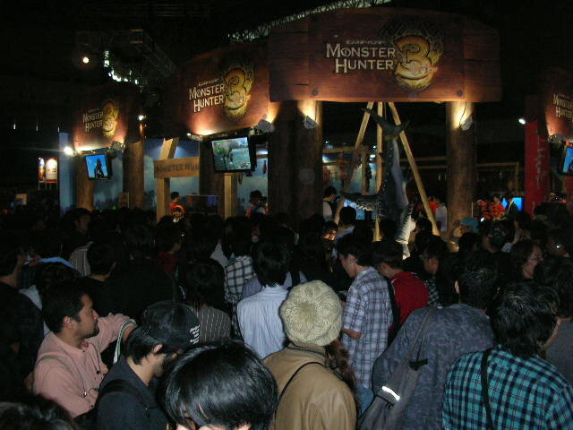 【TGS2008】一般日開場！大盛況のモンハン3ブース、アイマスステージ他（2）