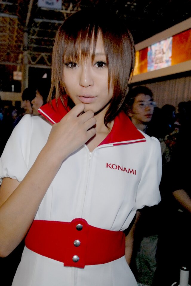 【TGS2008】コンパニオンレポート: KONAMIブース