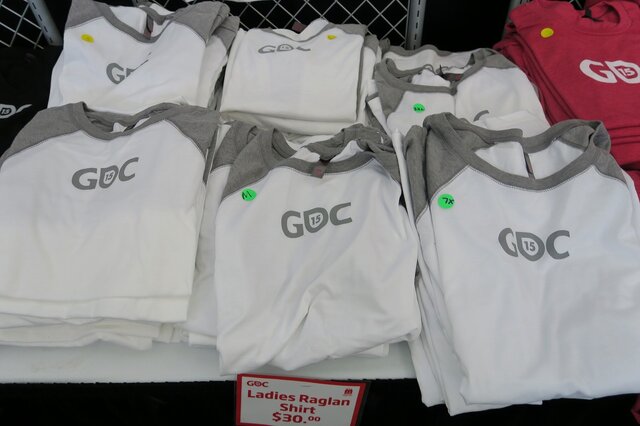 【GDC 2015】Tシャツ、バッグ、ノート・・・今年も豊富に揃ったGDCグッズをチェック