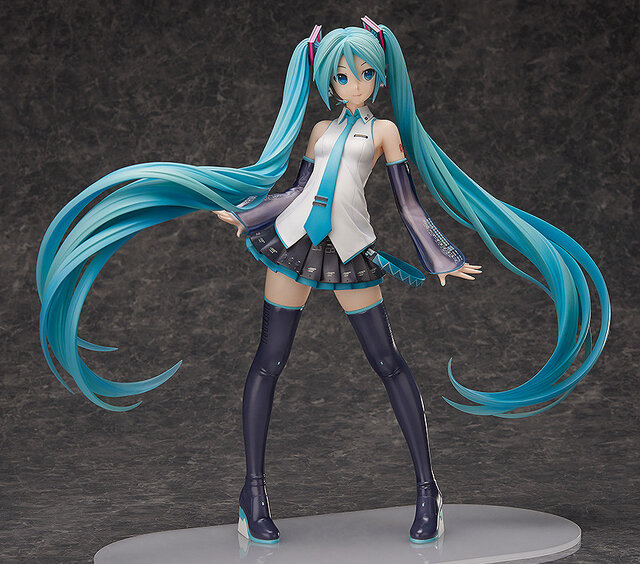 1/4スケールの「初音ミクV3」フィギュア登場！全高約42cmで、9月発売