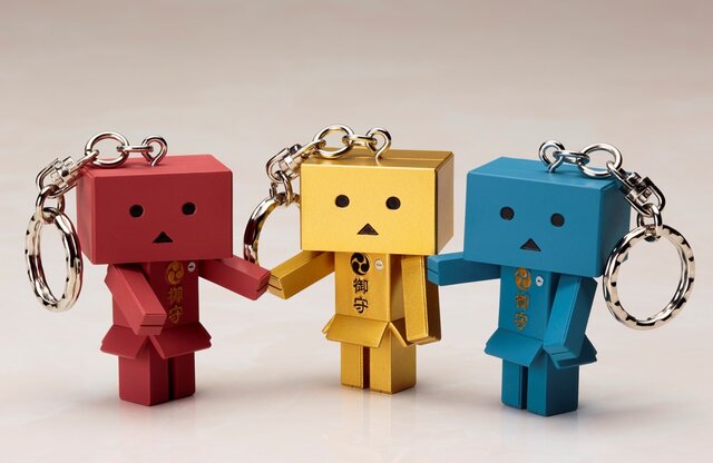 ダンボーが恋や学業を応援！お守りマスコット「omamori DANBOARD」11月発売