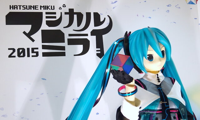 【レポート】「マジカルミライ 2015」企画展に「シテヤンヨ＆たこルカ」襲来、恒例の祭壇も登場