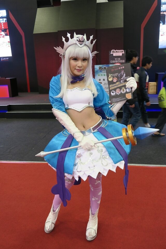 【台北ゲームショウ2016】熱い週末のショウ、今夜も台湾美女たちをお届け！