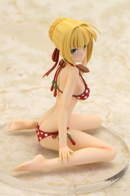 「ネロ・クラウディウス 水着Ver.」12,800円（税抜）（C）TYPE-MOON （C）2016 Marvelous Inc.