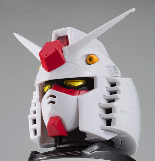 「機動戦士ガンダム　EXCEED MODEL GUNDAM HEAD 1」1回500円（税込）（C）創通・サンライズ