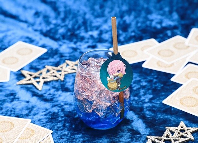 「Fate/Grand Order -絶対魔獣戦線バビロニア- Limited Cafe」ICE DRINK 790 円 （マシュ・キリエライト） （C）TYPE-MOON / FGO7 ANIME PROJECT