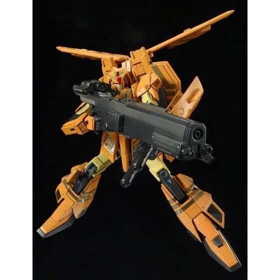 「MG 1/100 MSZ-006-3B ゼータガンダム3号機B型 グレイ・ゼータ」7,150円（税込）（C）創通・サンライズ