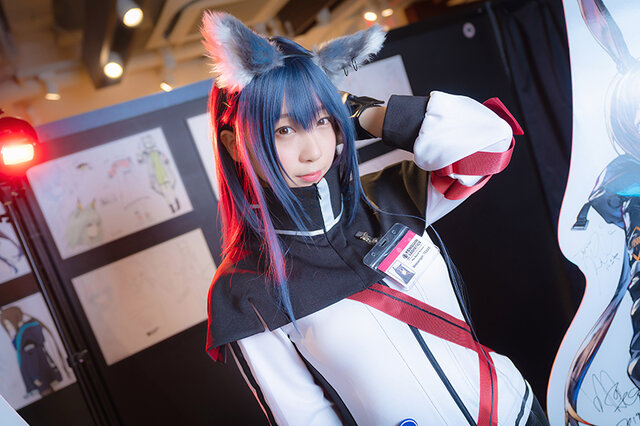 【コスプレ】『アークナイツ』テキサス伊織もえが秋葉原でハッピーバレンタインをお届け！【写真23枚】